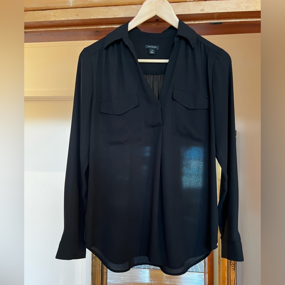 Ann Taylor black camp shirt blouse pocket front size XS - Picture 2 of 5